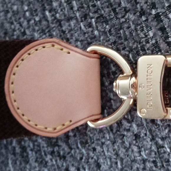 🔴SOLD🔴👜RARE Louis Vuitton👜 - Adjustable Canvas Shoulder Strap - Picture 10 of 16